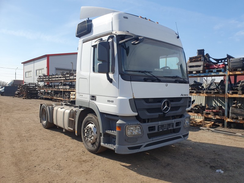 Поступление Mercedes Actros MP3
